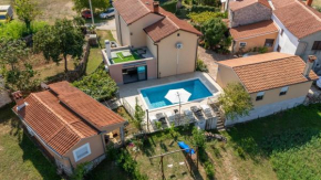 Two Stone House Iva